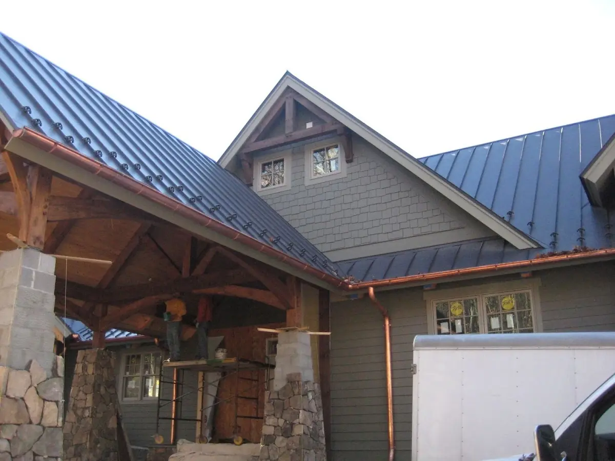 Craftsman Roofing team delivering quality roofing work in Blackberry Creek